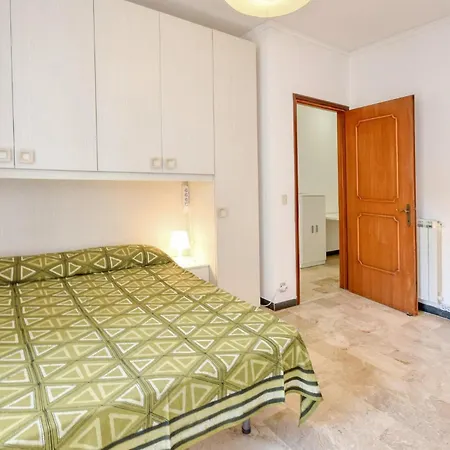 Apartament 2 Bedroom Amazing In