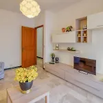 2 Bedroom Lovely In