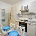 דירה 2 Bedroom Lovely In